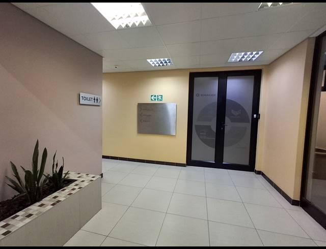 100M² OFFICE TO LET IN VINCENT